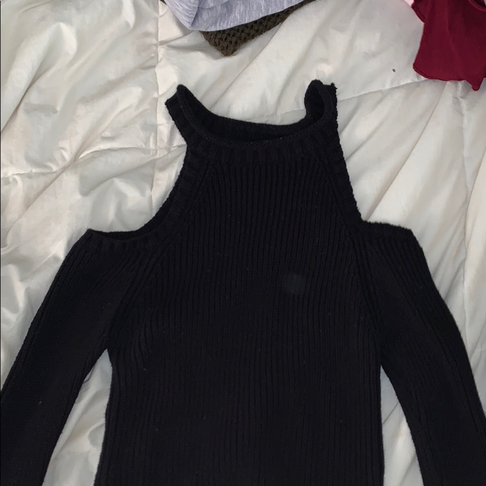 FOREVER 21 KNIT SWEATER